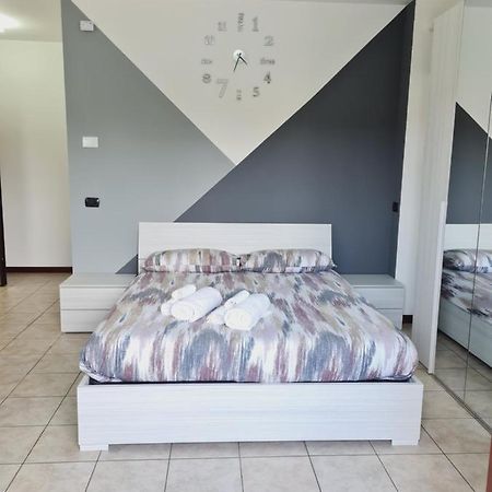 La Casa Di Ida Intero Appartamento Vigevano Exterior foto