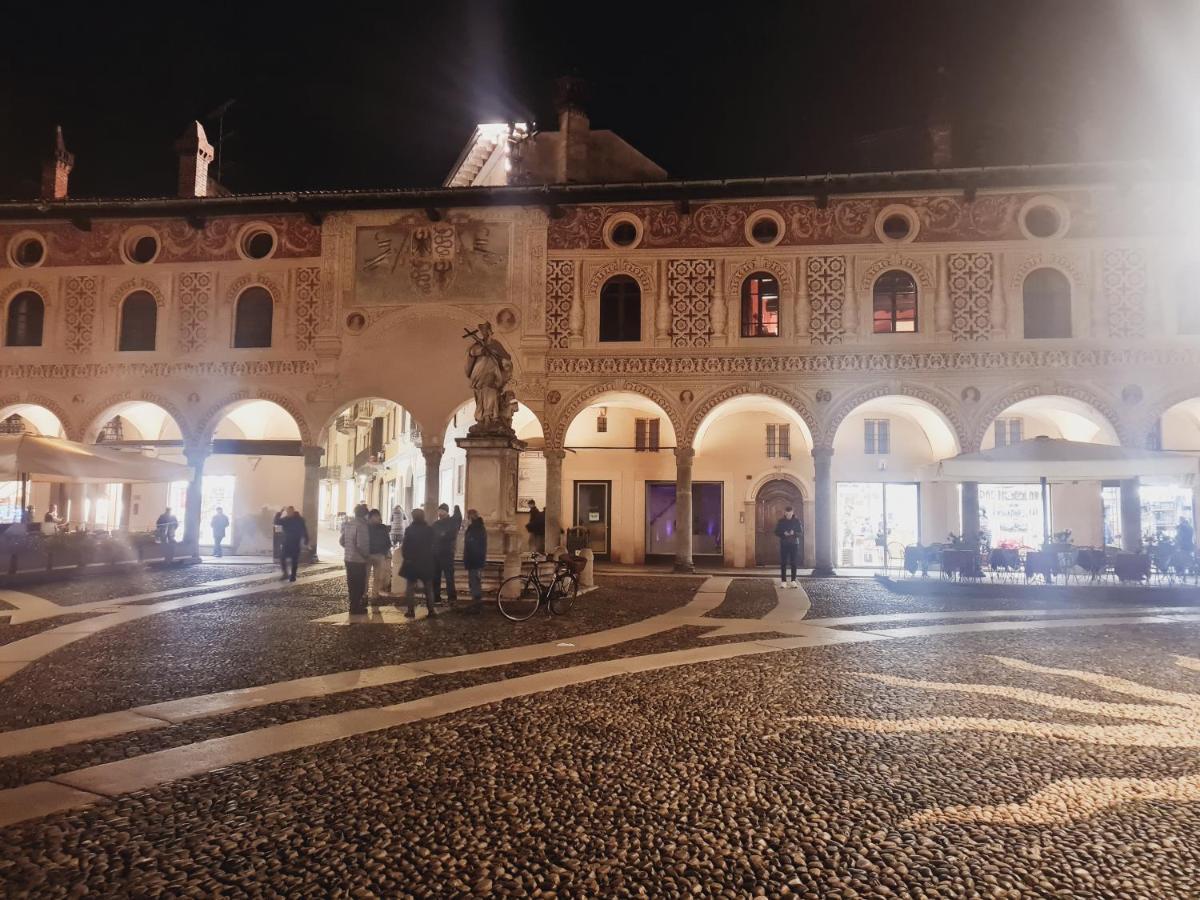 La Casa Di Ida Intero Appartamento Vigevano Exterior foto